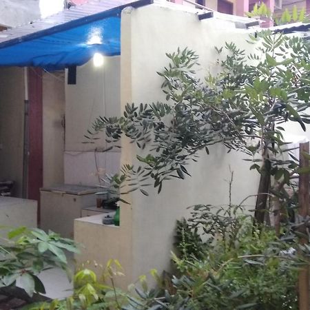 Pondok Cemara Hotel Medan Exterior photo